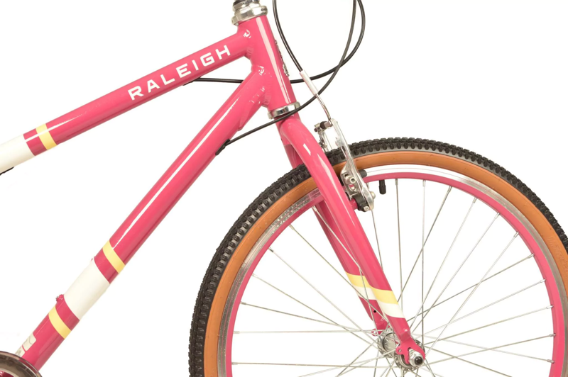 Raleigh Pop 24 Kids Bike in Pink-5